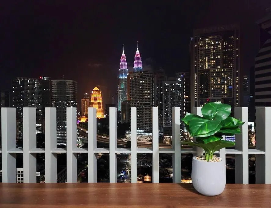 쿠알라룸푸르 Col 14A Modern Infinity Pool Klcc View With Balcony 아파트 0*,